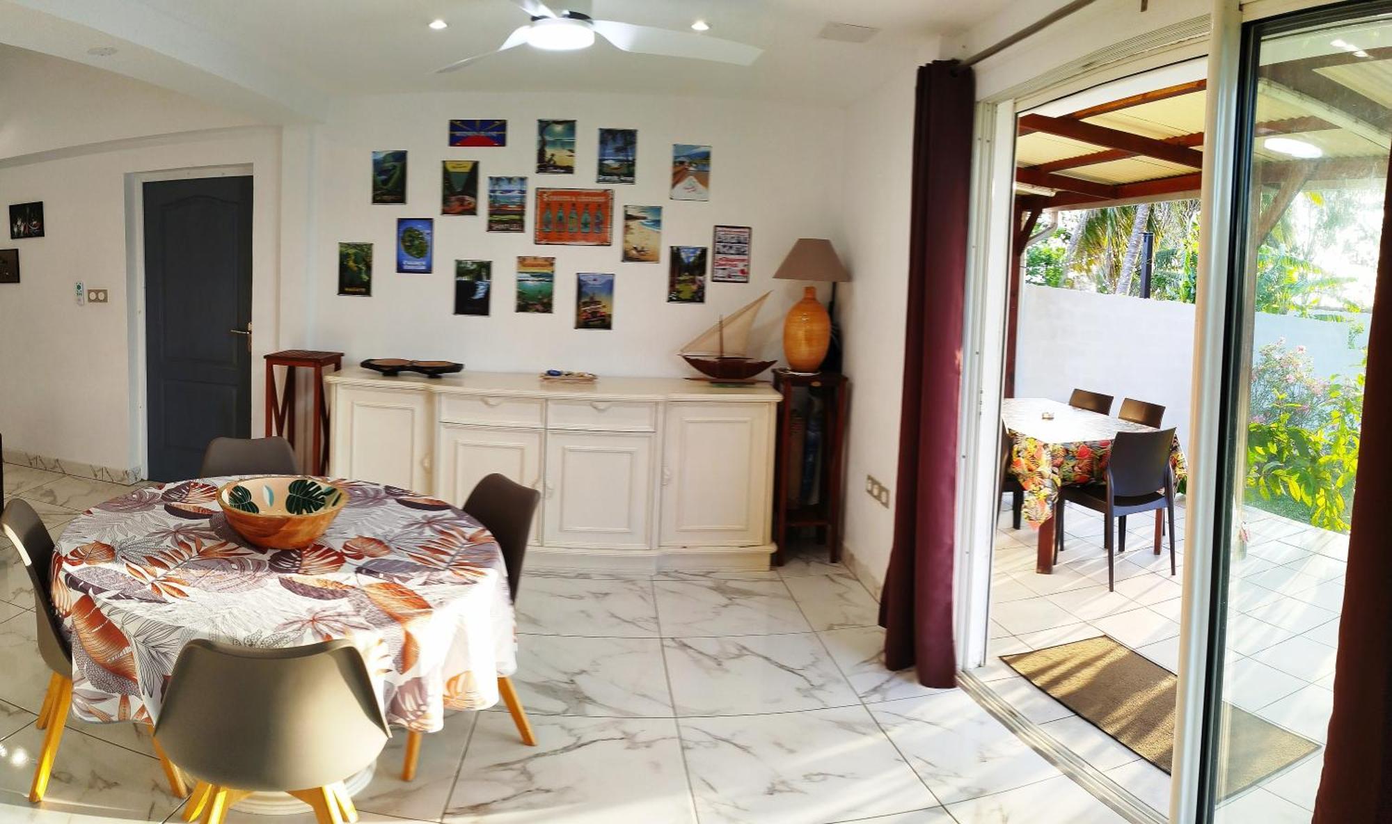 Maison Les Cocotiers De Plaiz'Anse Petite-Ile Luaran gambar